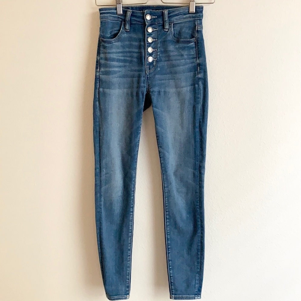 American Eagle Super High Rise Jeans